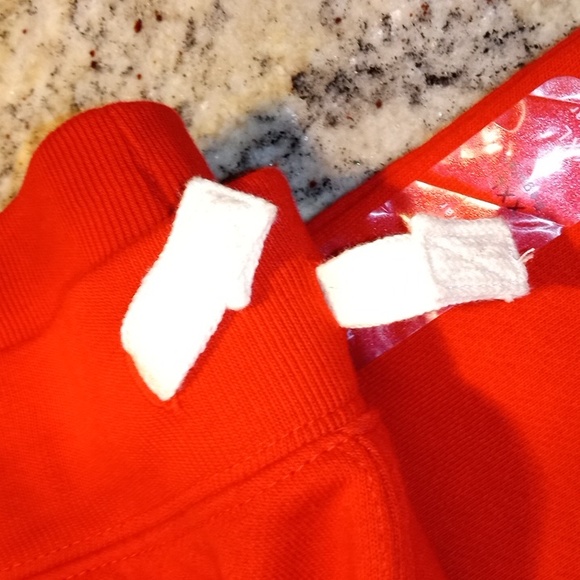 Gap - Picture 4 of 6